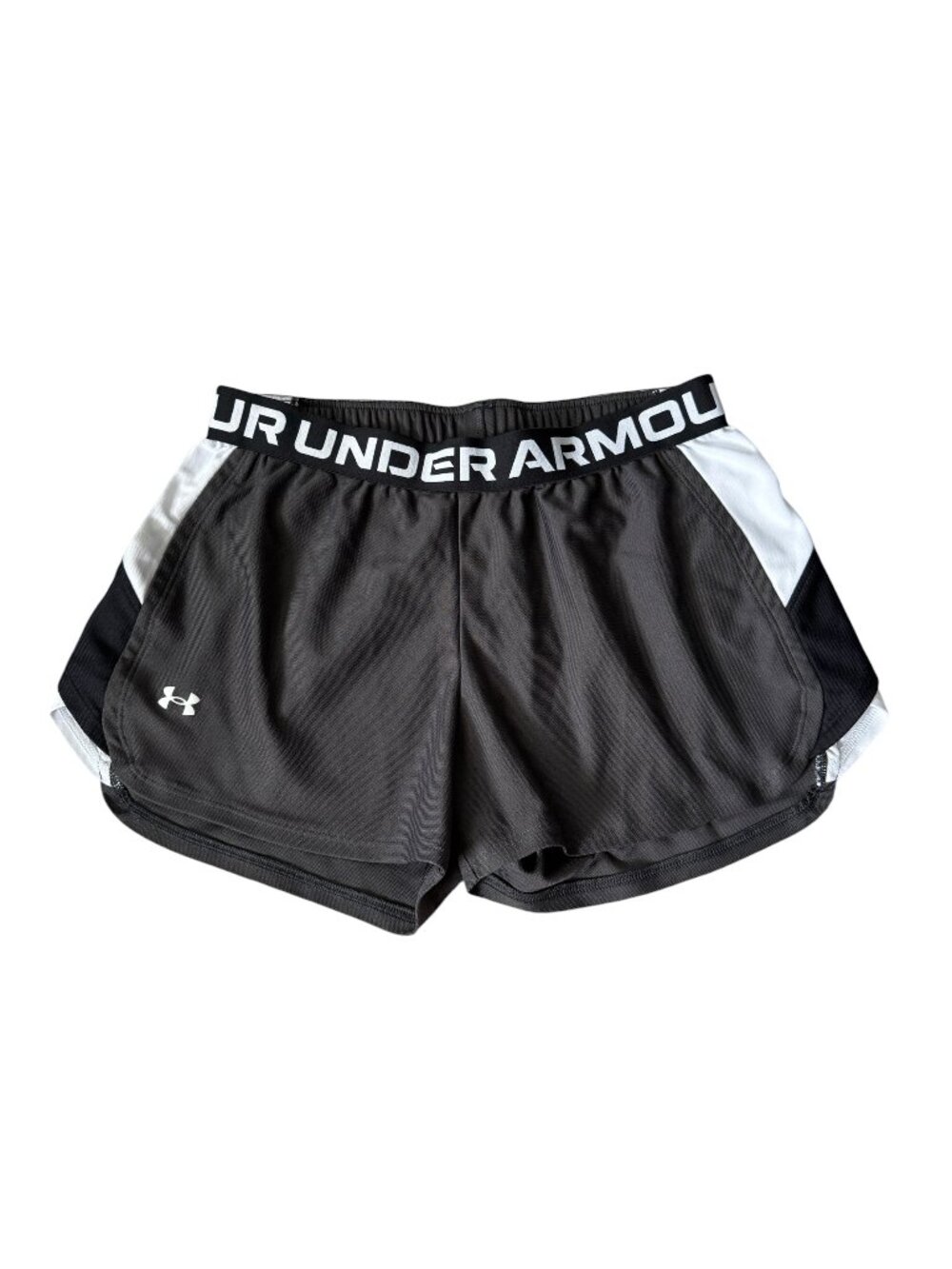 Under Armour Loose black and white stretchy pull on activewear shorts women's M